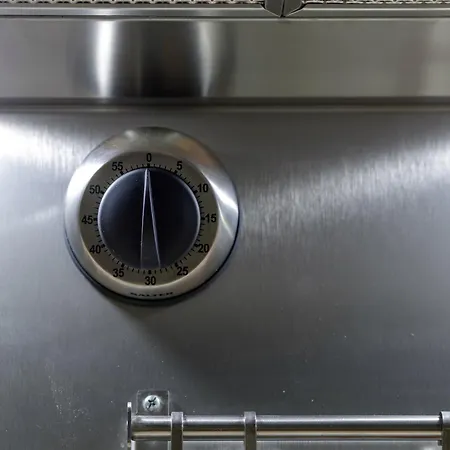 S9 Rrlux Free Parking * Riga