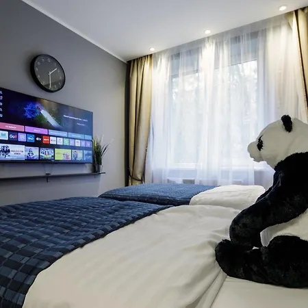 S9 Rrlux Free Parking * 里加