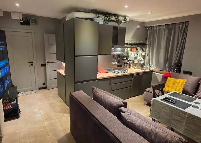 S9 Rrlux Free Parking