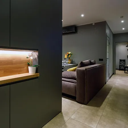 S9 Rrlux Free Parking Riga