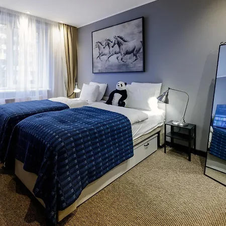 S9 Rrlux Free Parking